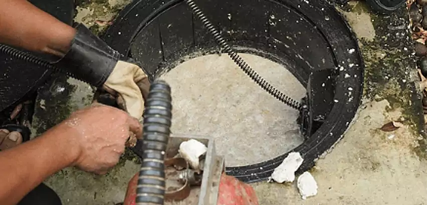Fat Trap Cleaning in Sammamish, WA